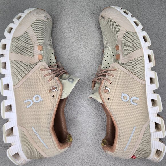 ON CLOUD 5 WOMEN'S RUNNING SHOES ROSE/ SHELL SIZE 11 - Picture 10 of 11